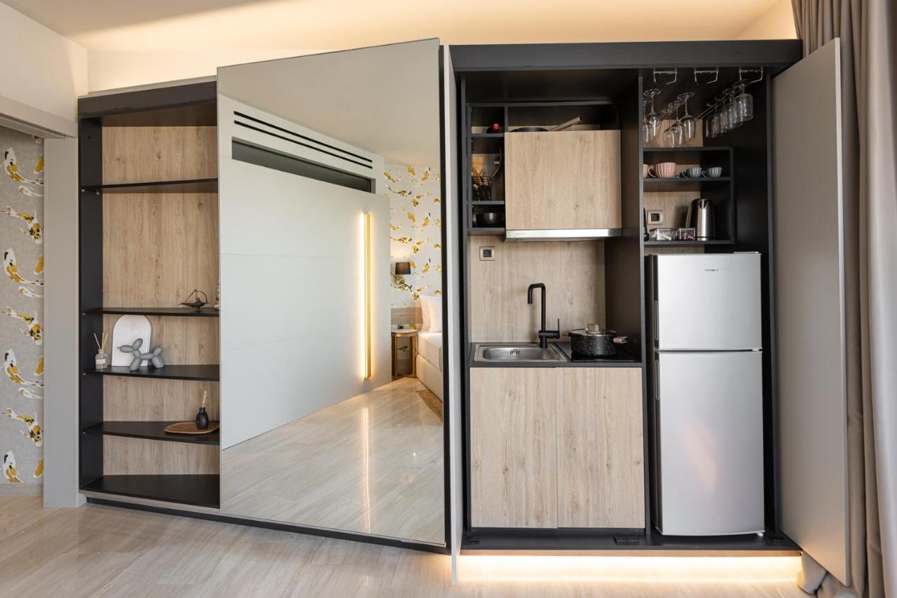 The Koi Apartment, Thessaloniki #Feelslikehome Kültér fotó